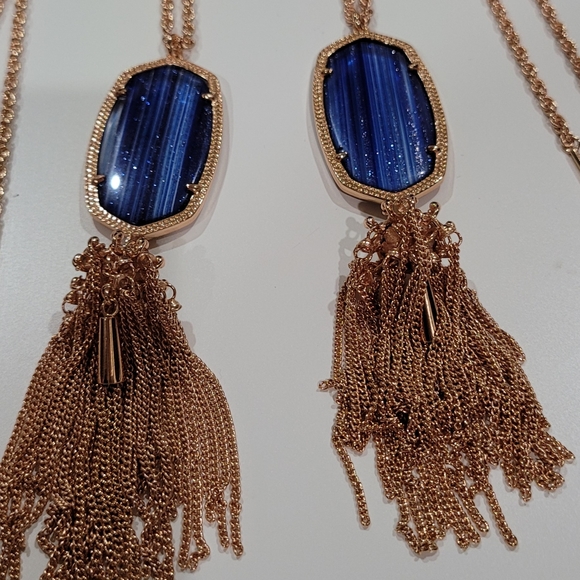 Two Kendra Scott Navy Dusted Glass Rayne Necklaces - Picture 9 of 12